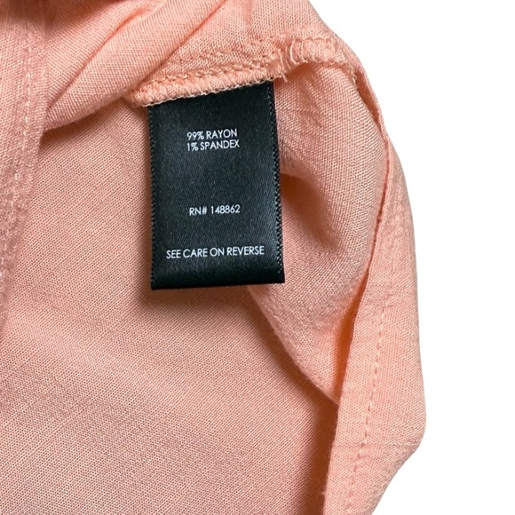 Torrid Womens Size 1 Tank Top Pink Sleeveless With Keyhole - Picture 3 of 4